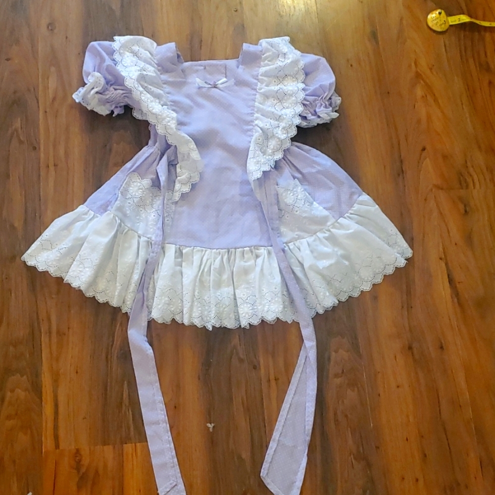 Vintage 1980 1970 flounce dress purple white